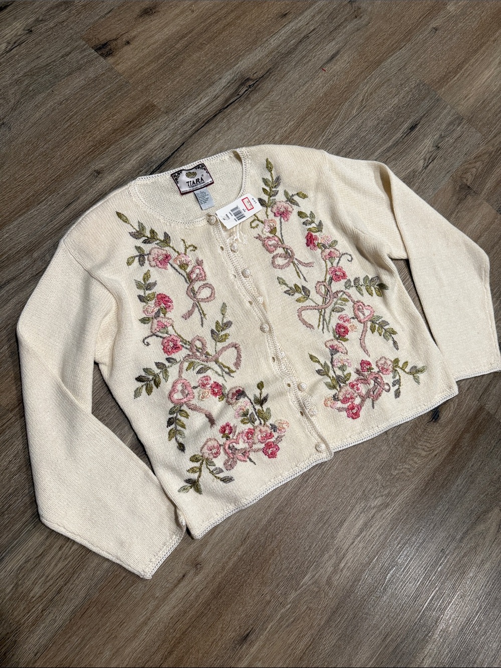 NWT Vintage Tiara Cream Floral Embroidered Cardigan Sweater cotton ramie